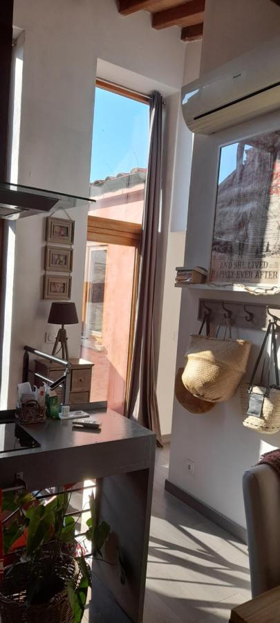 Coquette Maison De Village Nefiach Bagian luar foto