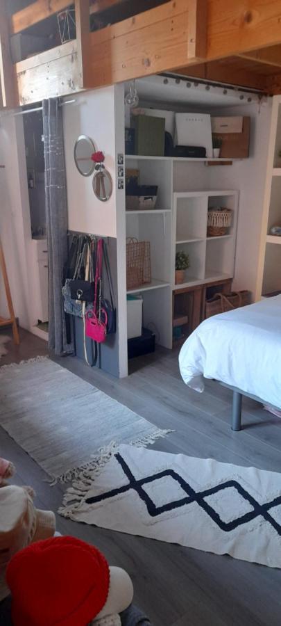Coquette Maison De Village Nefiach Bagian luar foto