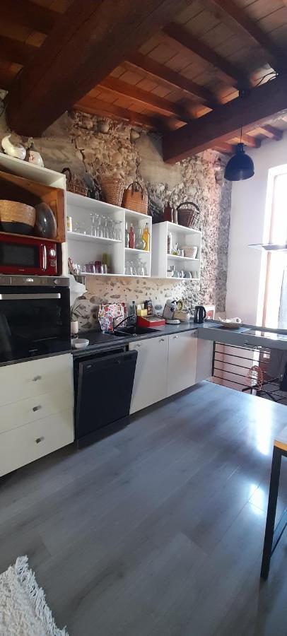 Coquette Maison De Village Nefiach Bagian luar foto