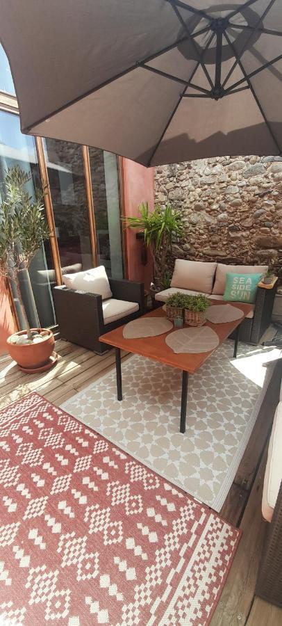 Coquette Maison De Village Nefiach Bagian luar foto